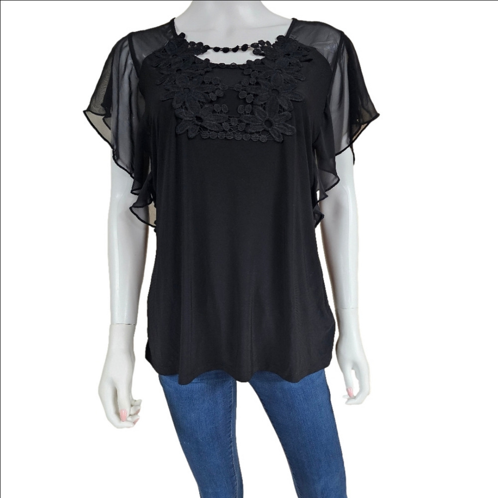 Emma & Olive Short Sleeve Floral Lace Neckline Blouse Size L